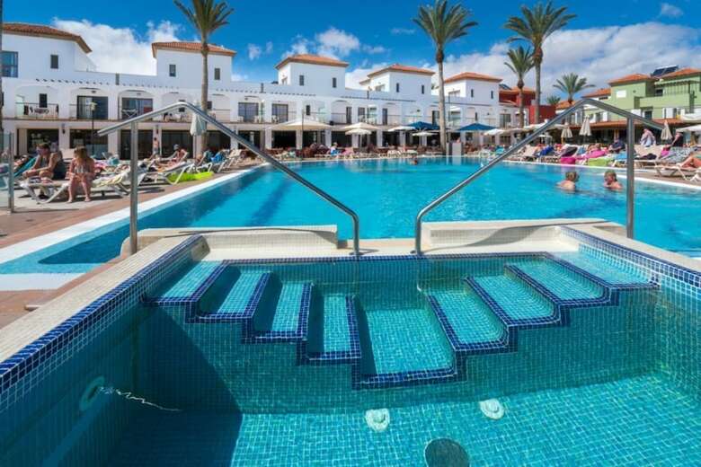 Hotel Broncemar Beach Suites
