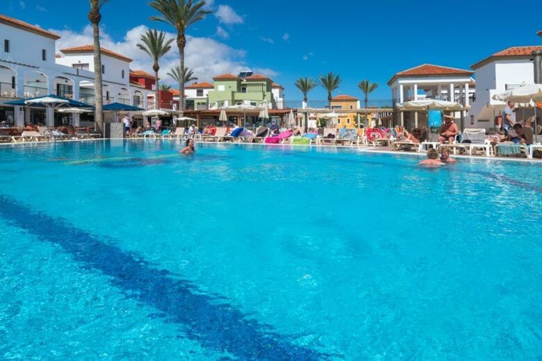 Hotel Broncemar Beach Suites