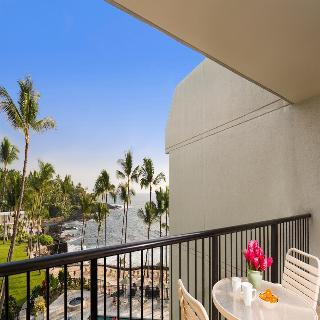 Hotel Aston Kona By The Sea
