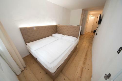 Sir Thomas Bed&more