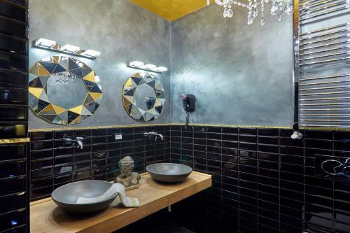 Palazzo Di Alcina - Residenza D'epoca - Luxury B&B