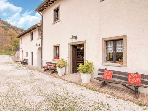 Fascinating Apartment In Borgo Pace With Barbecue