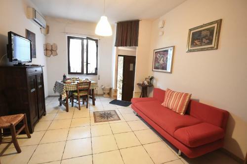 Antonella Home