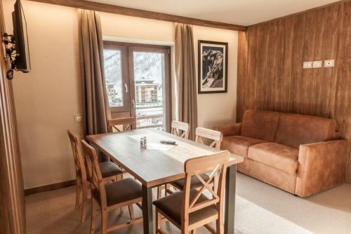 Eden Apartment