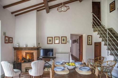 Villa Petrolo: B�ggina Country House