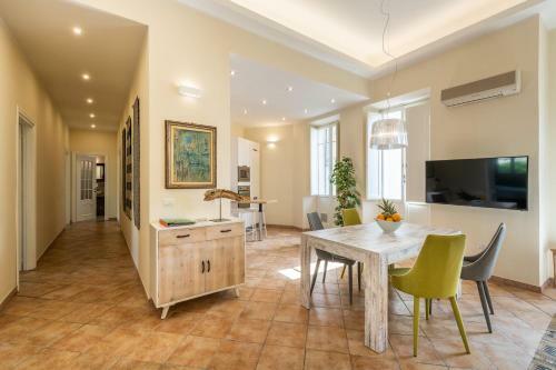 Exma Luxury Apartment