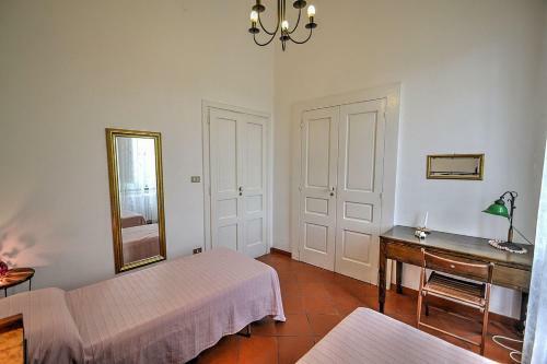 Calvanico Villa Sleeps 12 Air Con Wifi