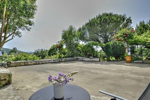 Calvanico Villa Sleeps 6 Air Con