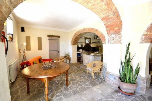 Castiglione Del Lago Villa Sleeps 6 Pool Wifi