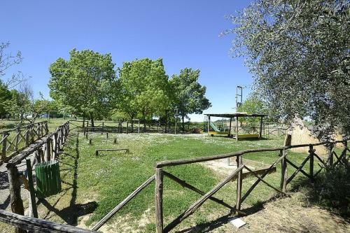 Castiglione Del Lago Villa Sleeps 4 Pool Wifi