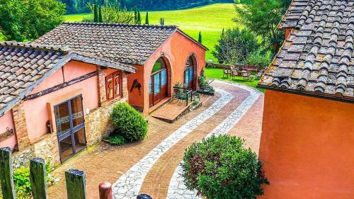 Razzaia Villa Sleeps 14 With Pool And Air Con