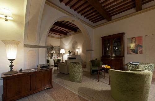 Hostal Villa Amorosa