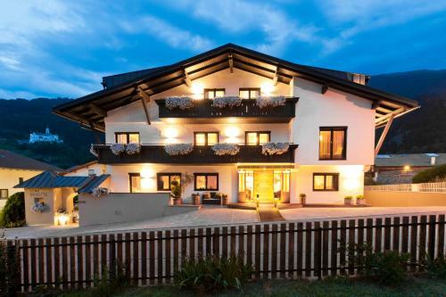 Aparthotel Burgus