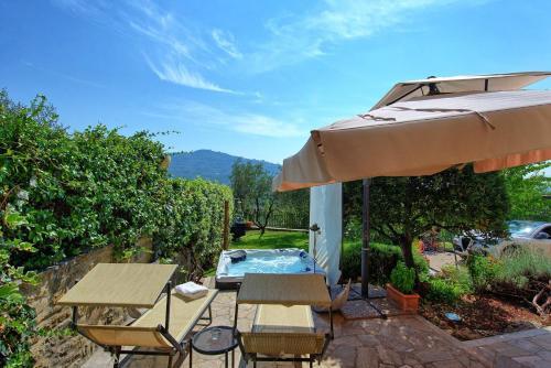 Il Borgo Apartment Sleeps 3 With Pool And Wifi