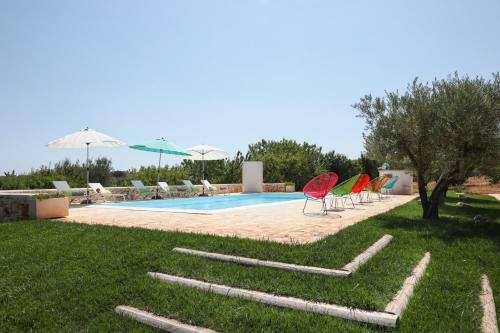 Cozzana Villa Sleeps 6 With Pool And Air Con