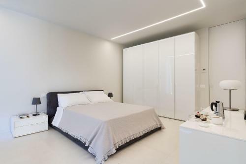 Pasteria-lapide Villa Sleeps 10 With Pool Air Con And Wifi