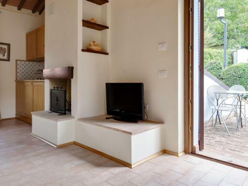 Stunning Holiday Home In Foligno With Sauna