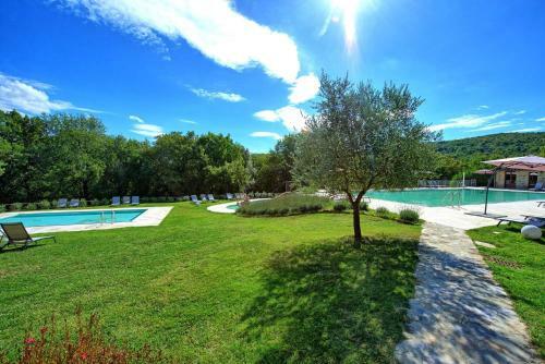 Gallena Apartment Sleeps 3 Pool Wifi T816997