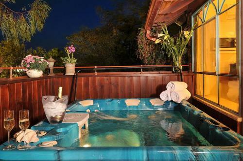 Hostal Pina Balev Inn