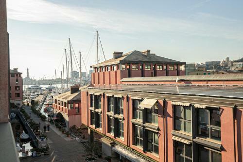 Apartamento Homes In Genoa - Red Coral