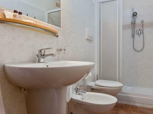 Lovely Holiday Home In Gubbio With Pool