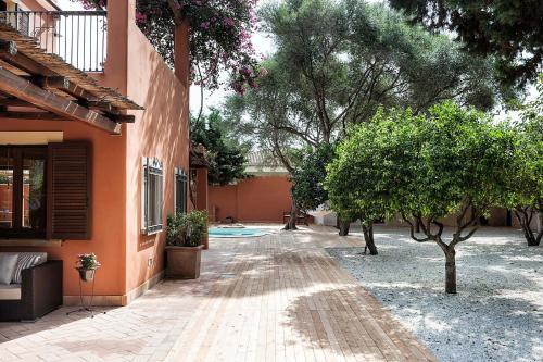 L'addolorata Villa Sleeps 10 Pool Air Con Wifi