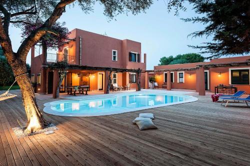 L'addolorata Villa Sleeps 10 Pool Air Con Wifi