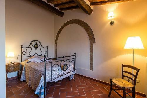 Lajatico Villa Sleeps 7 Pool Wifi