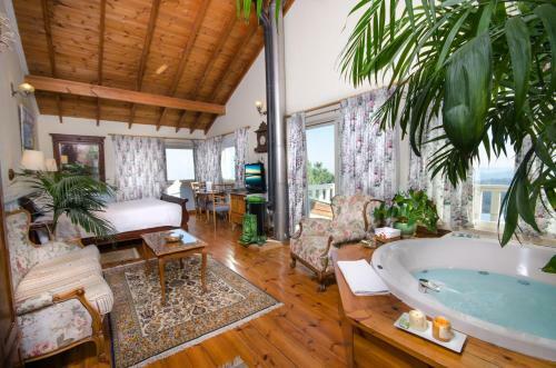 Lodge Ha'seuda Ha'achrona Suites