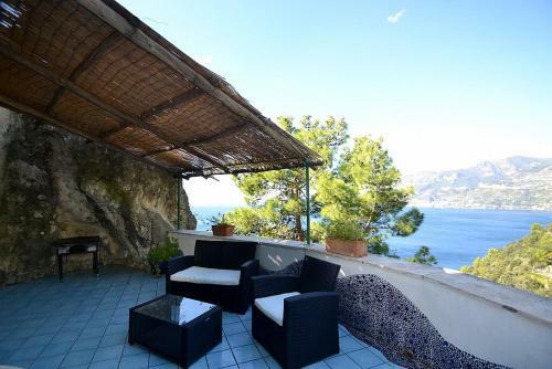 Maiori Villa Sleeps 12 Pool Air Con Wifi