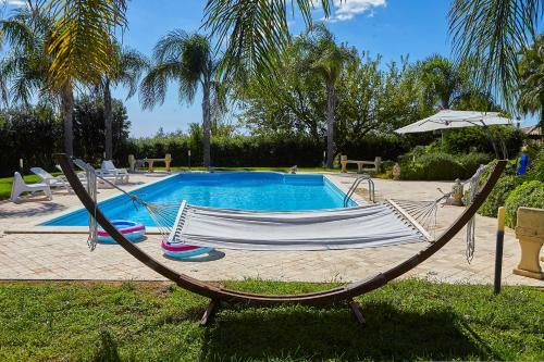 Marinella Villa Sleeps 8 Pool Air Con Wifi