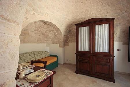 Martina Franca Villa Sleeps 3 Pool Wifi