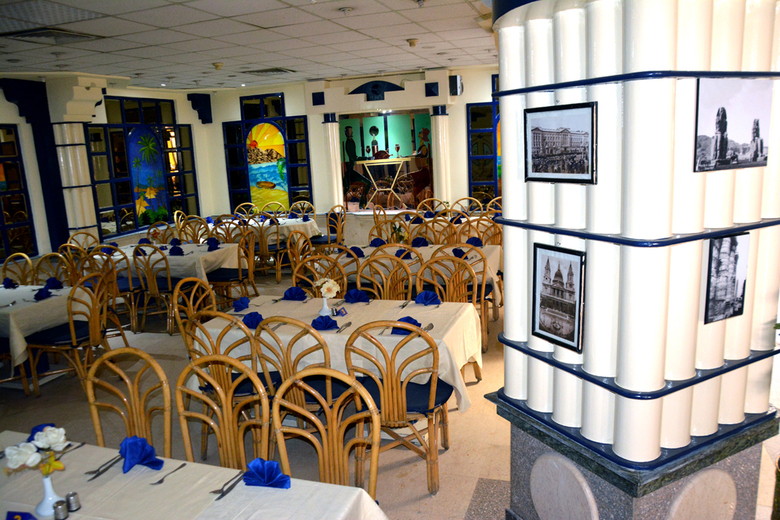 Gaddis Luxor Hotel, Suites And Apartments