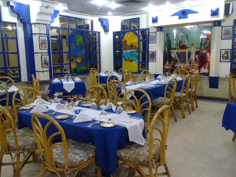 Gaddis Luxor Hotel, Suites And Apartments