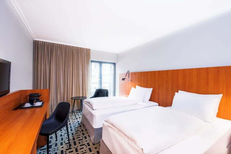 Hotel NH Prague City