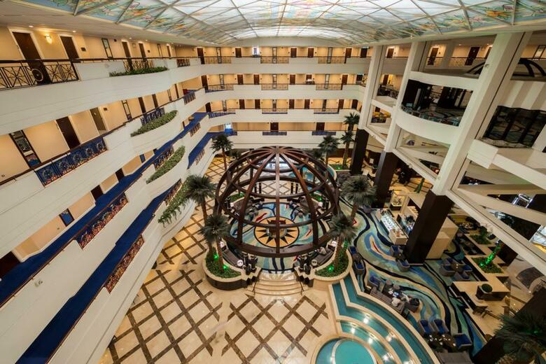 Hotel Al Bustan Rotana