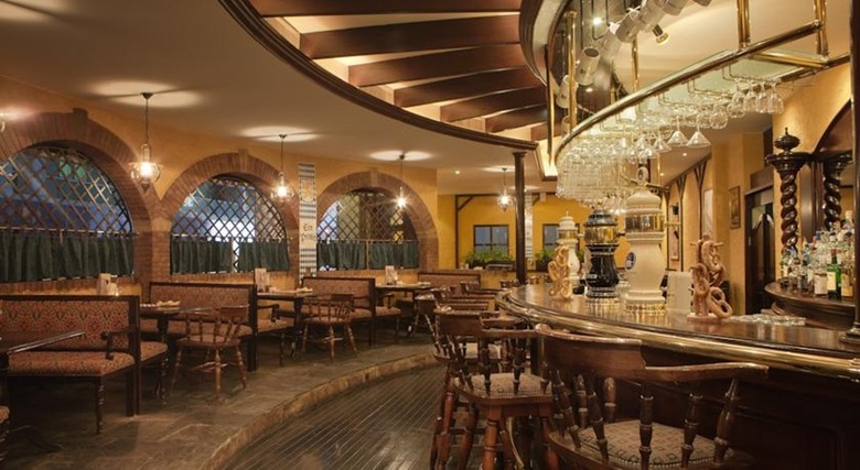 Jumeira Rotana Hotel