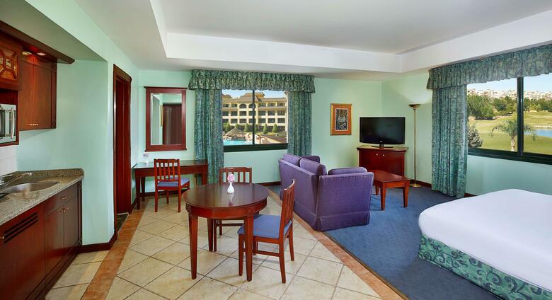 Hotel Hilton Pyramids Golf Resort