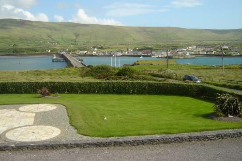 Bed & Breakfast Carraig Liath House