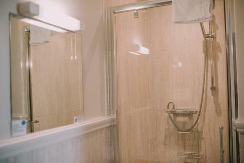 Bed & Breakfast The Royal Valentia