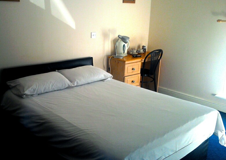 Hostal The Shipwright Guesthouse