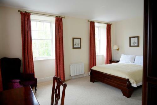 Hostal Ashbrook Arms Townhouse And Restaurant