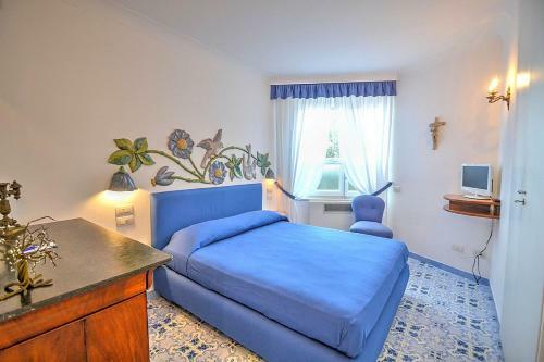 Marina Del Cantone Villa Sleeps 14 Pool Air Con