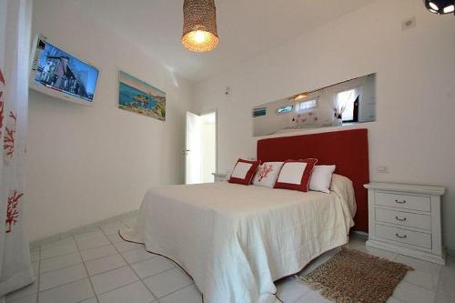Sirenuse Villa Sleeps 8 Pool Air Con Wifi
