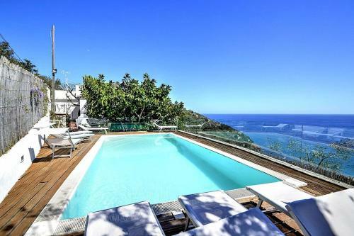 Sirenuse Villa Sleeps 6 Pool Air Con Wifi