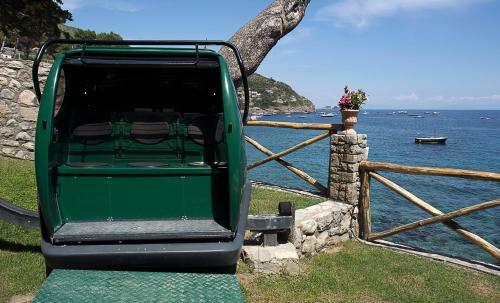 Nerano Villa Sleeps 12 With Pool Air Con And Wifi