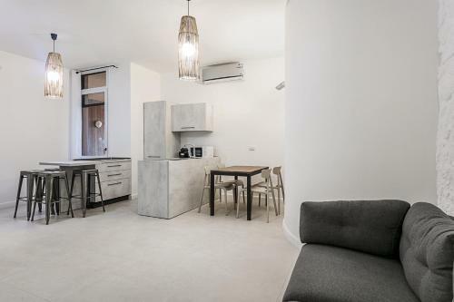 Urbansea House