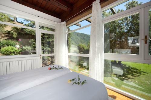 Olgiasca Villa Sleeps 12 Pool Wifi