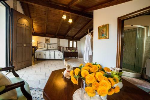 Oria Villa Sleeps 8 Pool Air Con Wifi