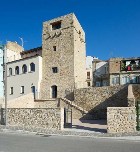 Bed & Breakfast Torre Della Loggia - Dimora Storica - Ortona